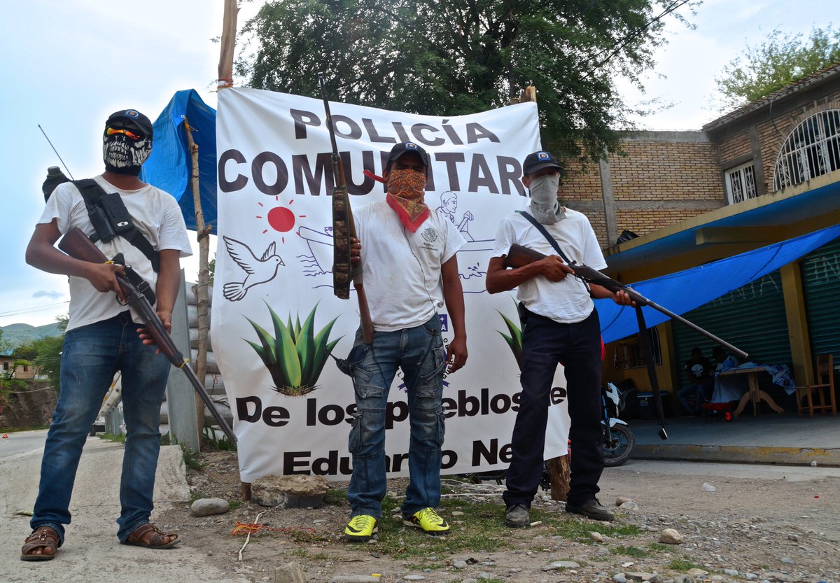 RevInt_WorldRev's tweet photo. Live the people in arms! Interview with our comrades of Community Police in Eduardo Neri, Guerrero. https://t.co/PKOcqhA8RB https://t.co/NBZNPY4lhy