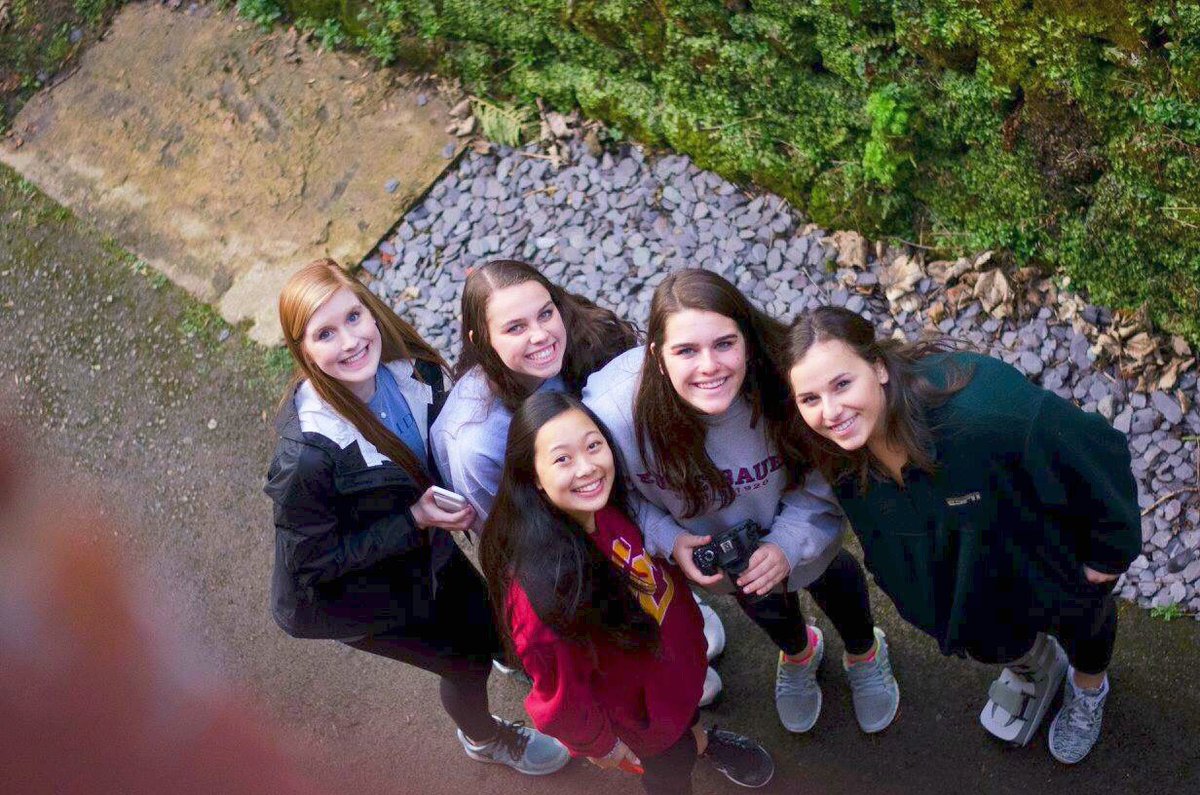 _nicolesherwood's tweet photo. Happy birthday Avery! Hope you have a great day! https://t.co/V1VvAkc53I