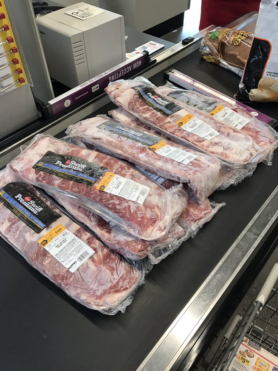 BrotherUncleBBQ's tweet photo. 😳 Summer sale...    no further comment.  #SwiftPremium #BackyardBBQ #RibPractice https://t.co/DiTRFW3lwd