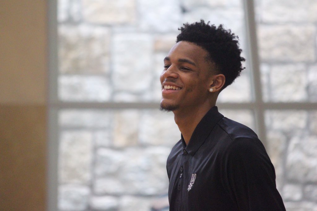 DejounteMurray's tweet photo. I Don't Wanna Be Remembered Just For What I Do On The Basketball Court, I Want To Touch Others Off The Floor And Give Back Too 💯🙏🏽 #Blessed https://t.co/UegjLwgEKq