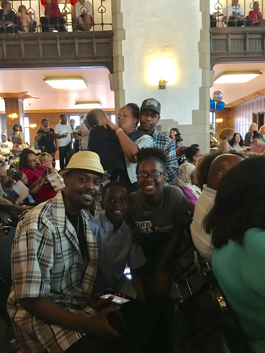 PHLWorkforce's tweet photo. Our families are proud of their #CSSDgrad17 graduates! π https://t.co/Mnis1wMgl0
