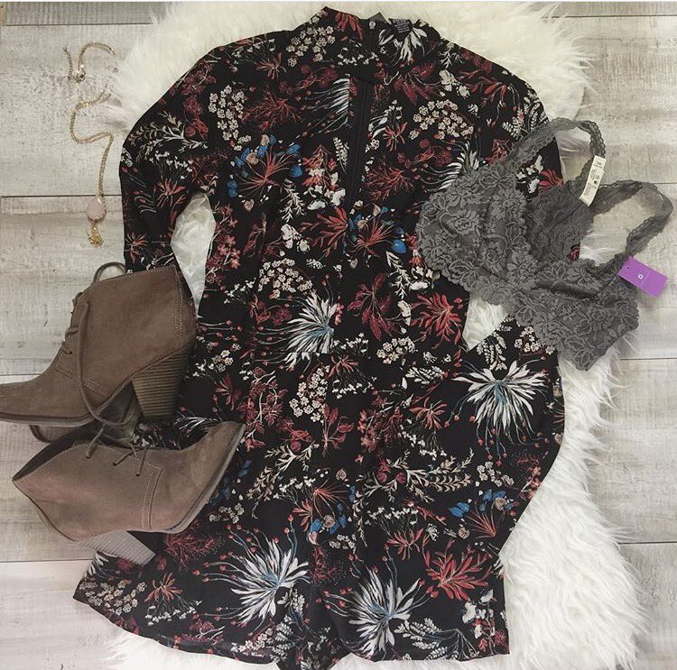 wildfaeco's tweet photo. Floral fun! 💐
Only @ https://t.co/AolJUYZWc9!
.
.
.
.
.
#wildfae #cute #trending #summer #bohochic #boho #bohemian #lace #bralette https://t.co/5KprL6DNtq