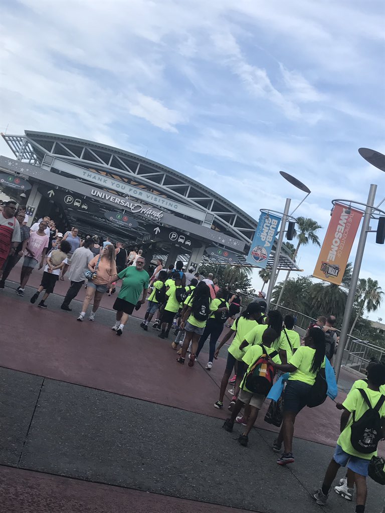 STEAfterschool's tweet photo. There's is always that one summer that changes you. #universalorlando #Camp2017 #ESE https://t.co/PwLH5wpqis