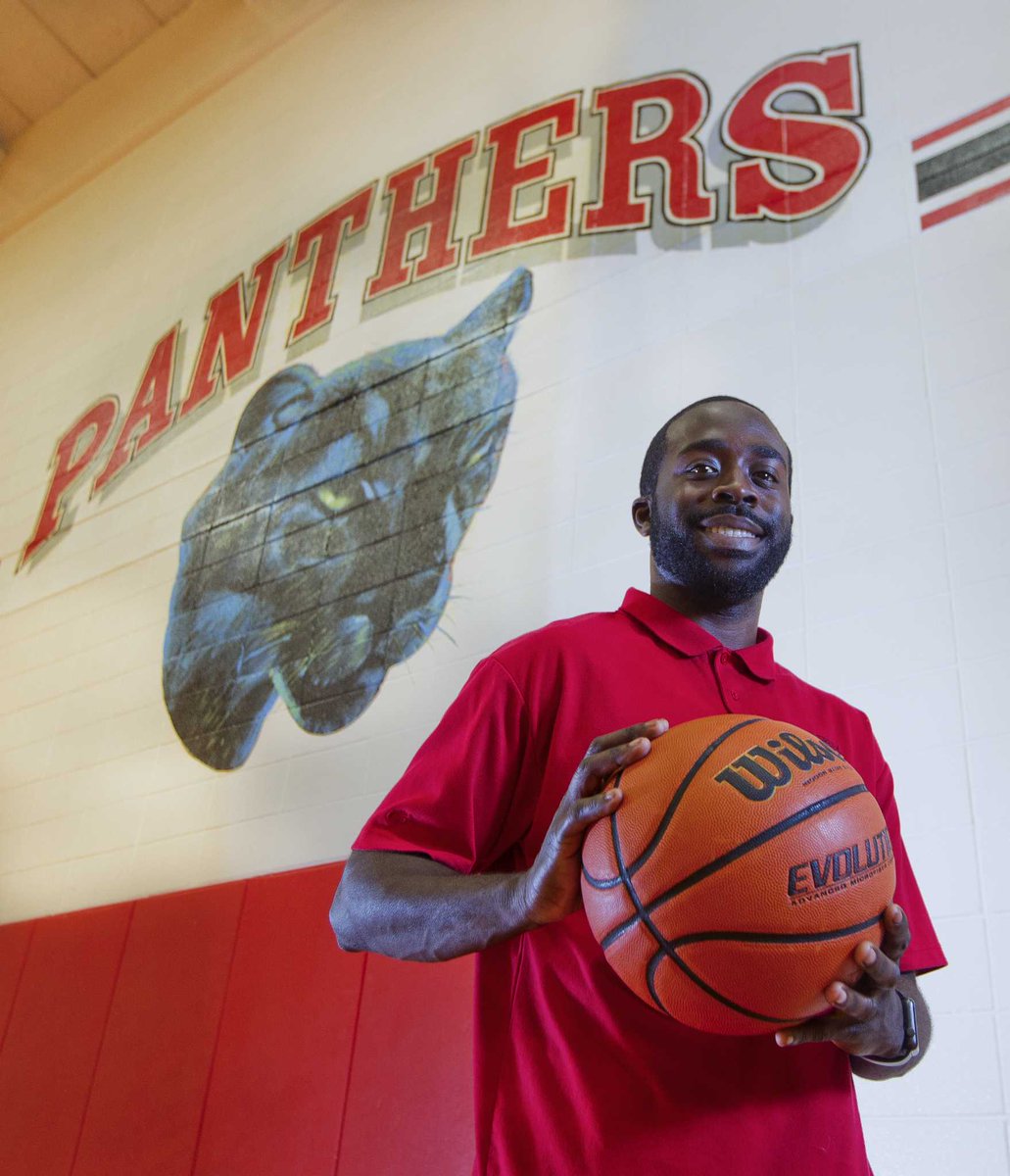 ConroeSports's tweet photo. BASKETBALL: Enthusiastic Appiah looks to reshape Caney Creek program https://t.co/NLTSQue42K https://t.co/TU3Eh0YMhG