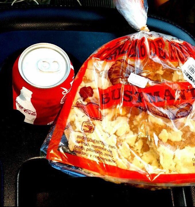 BustamanteNLMX's tweet photo. Ya ábrete la bolsa wee 🙌🏻 #PanDeBustamante https://t.co/UV6i0vgIQc