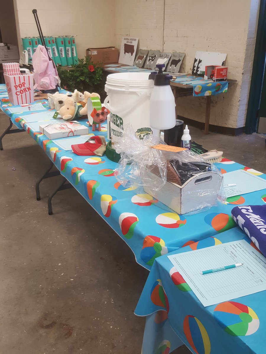 TeamPurebred's tweet image. Silent Auction is open until Friday evening!