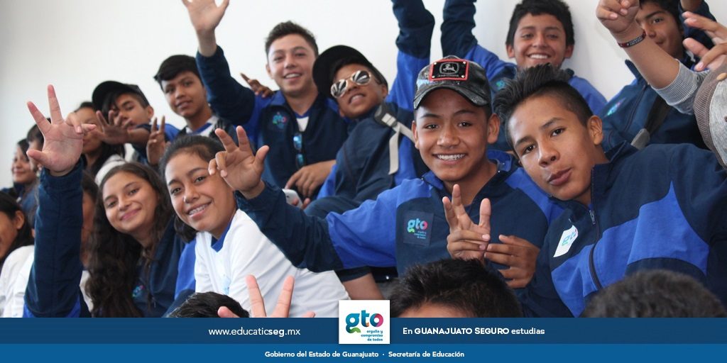 SoyEducatic's tweet photo. Campeones paralímpicos fomentan la activación física en Dolores 
https://t.co/LlFzlN0lj3 https://t.co/w0xZNdbTVH