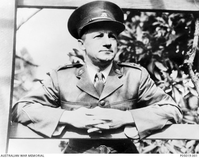 CHRSLsub_Branch's tweet photo. #OTD 29 June 1940: Don Bradman enlists in the RAAF.  After waiting 4 months for a call-up, he joined the Army instead. #anzacspirit https://t.co/TAm9Wp8CZ7