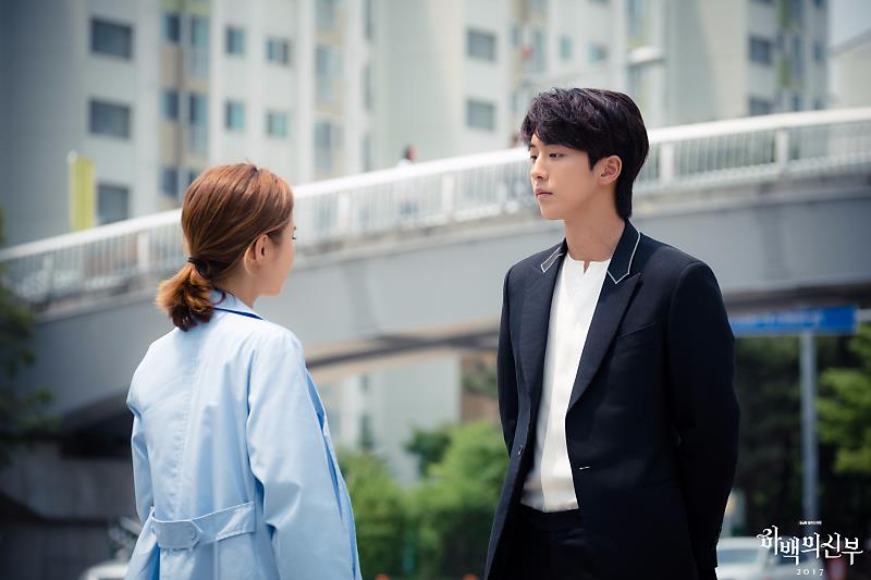 NJHBrasil's tweet photo. [NAVER] 24.06.17
TvN Bride Of the Water God por trás das cenas. 
https://t.co/lEee3SQrVU https://t.co/SduE9FjC9t