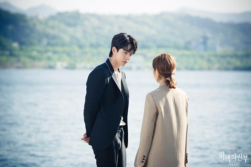 NJHBrasil's tweet photo. [NAVER] 24.06.17
TvN Bride Of the Water God por trás das cenas. 
https://t.co/lEee3SQrVU https://t.co/SduE9FjC9t
