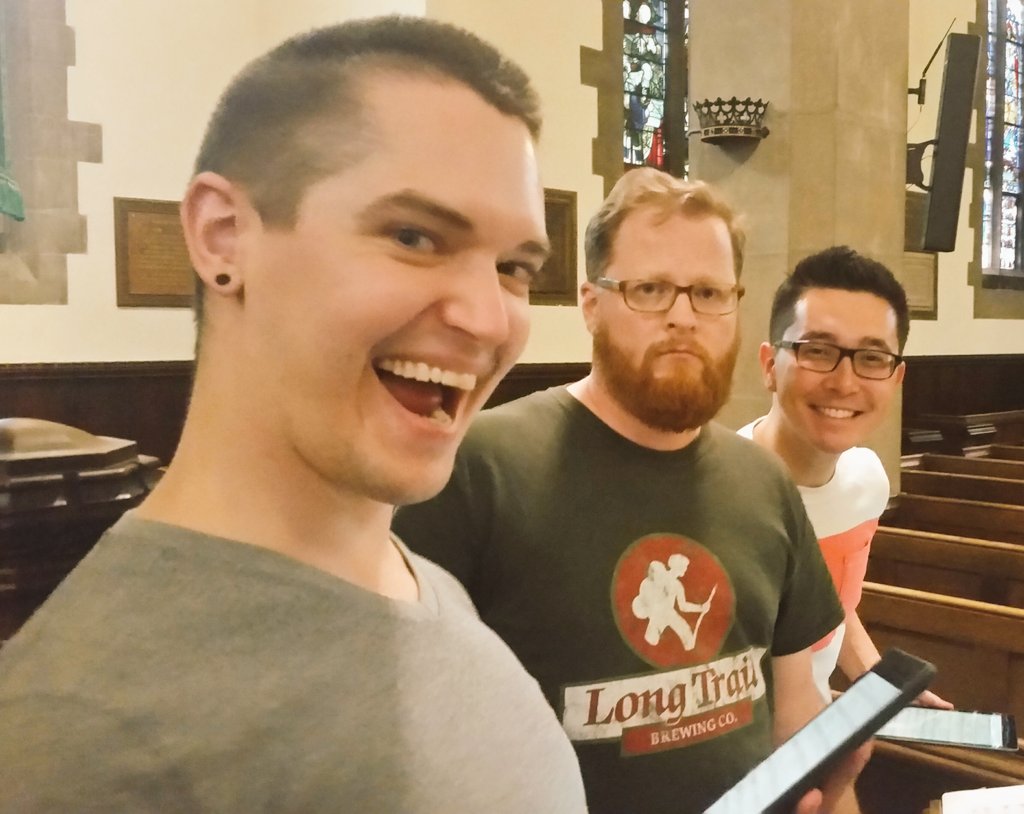 Dana_Whiteside's tweet photo. @SkylarkEnsemble @SopranoMoyer @CarrieCheron #SkylarkChristmas🎄🎁📯
Album Recording Session Day #1
Variations on "Es ist ein Ros entsprungen"
#HugoDistler ❤
#ASpotlessRose 🌹
#bosarts 🎶 https://t.co/8dQWipxpJD