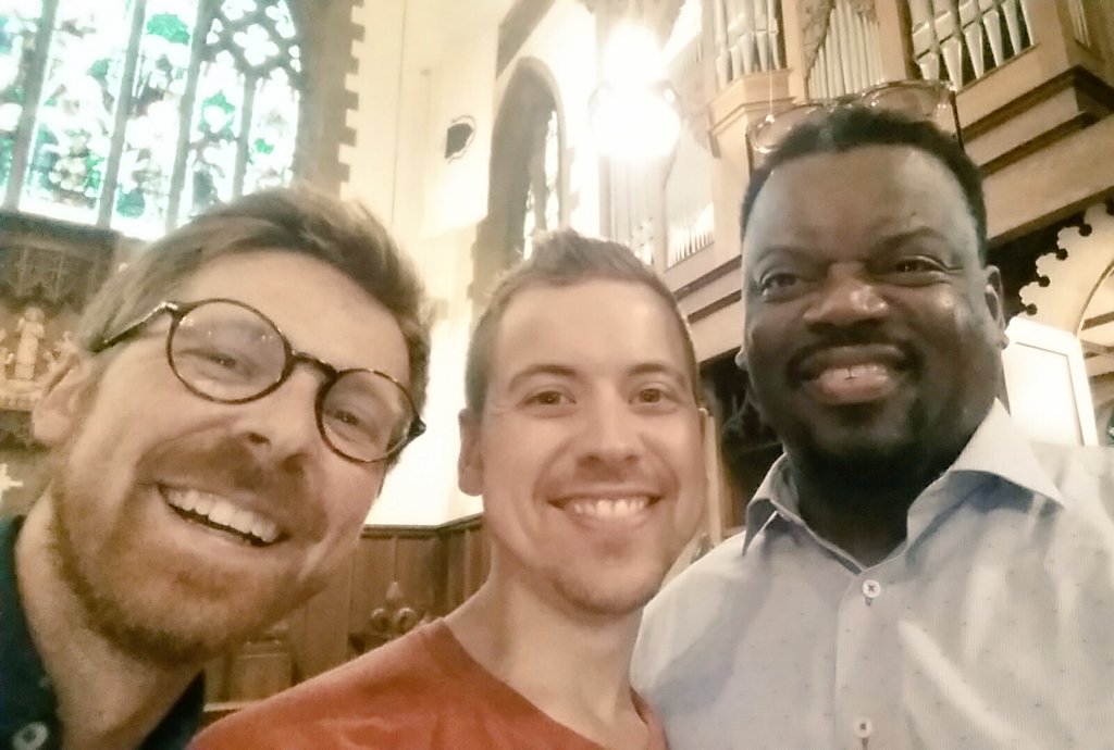 Dana_Whiteside's tweet photo. @SkylarkEnsemble @SopranoMoyer @CarrieCheron #SkylarkChristmas🎄🎁📯
Album Recording Session Day #1
Variations on "Es ist ein Ros entsprungen"
#HugoDistler ❤
#ASpotlessRose 🌹
#bosarts 🎶 https://t.co/8dQWipxpJD