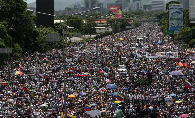 #Oposición se movilizará a todas las sedes del #CNE este #29Jun  
 bit.ly/2tmf8ON