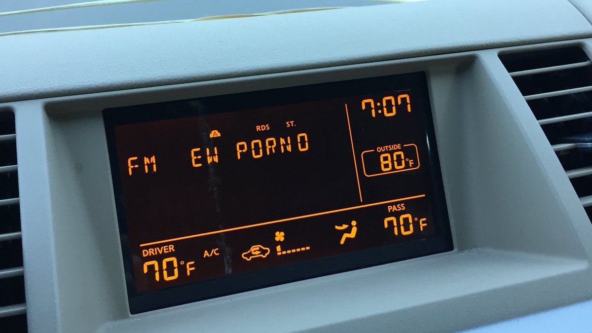 koalabear29's tweet photo. My car, dropping truth bombs. #pornislame @mattfradd https://t.co/RXsN97m0H2