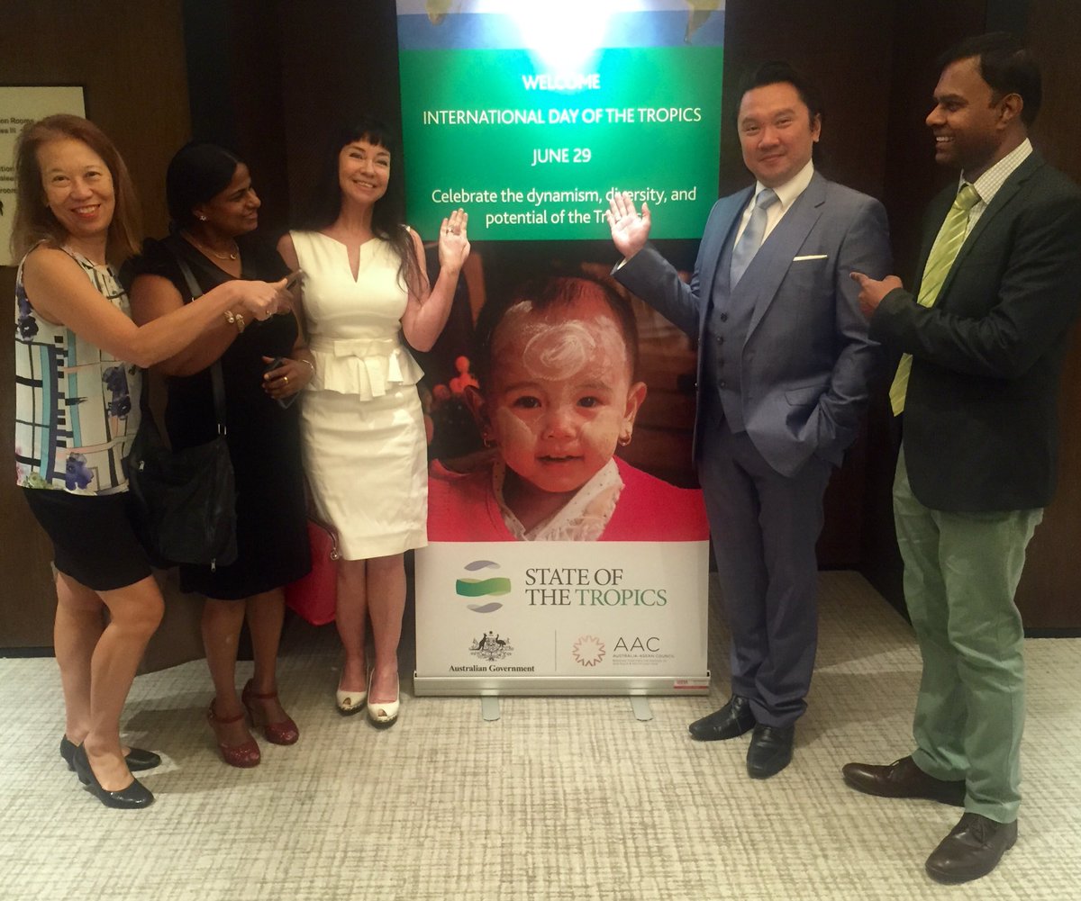 eTropicJournal's tweet photo. #eTropic &amp; #JCUSingapore academics at International Day of the Tropics #StateoftheTropics launch https://t.co/PGW13jYhjd