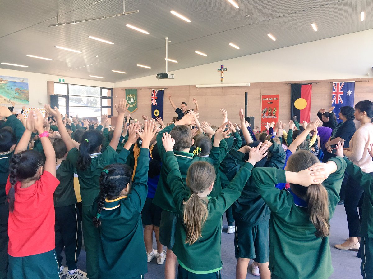Sim_R's tweet photo. Celebrating #NAIDOC2017 with #lucasproudfoot @StVincentsPS https://t.co/ddZDhnXsRp