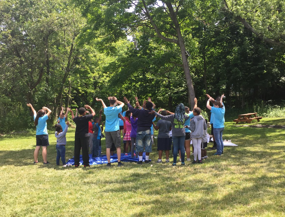 TMeetingPlaceC's tweet photo. Release team - using the park for all kinds of fun! #π¦π»π¦
πΊ #summerprogram2017 #tmpc #tmplc https://t.co/GaTgEjPgcu