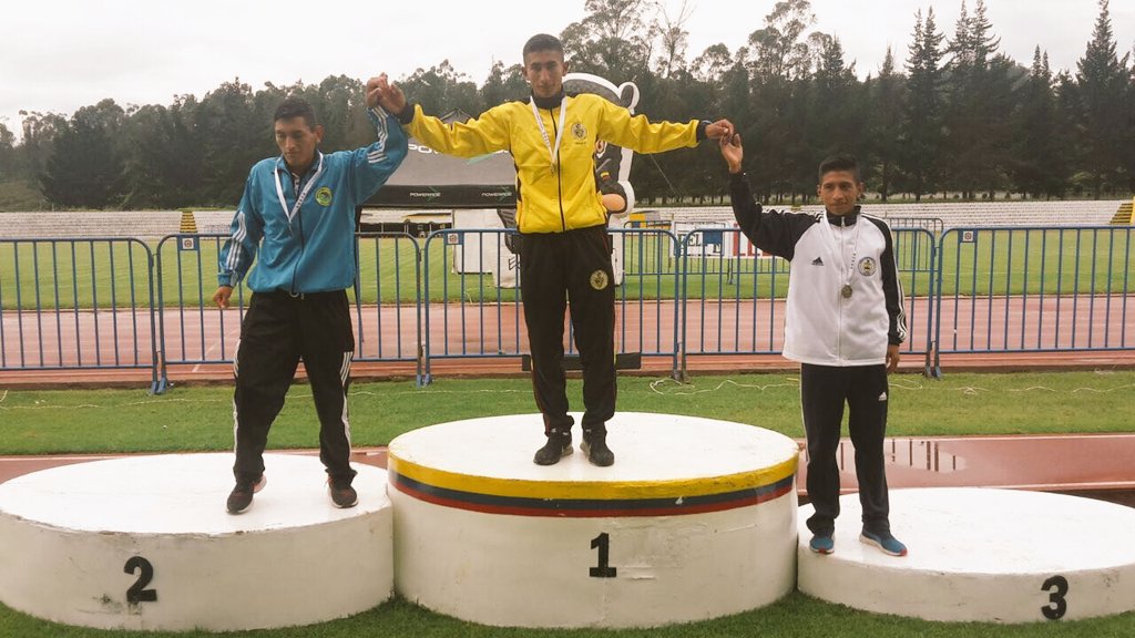 esmilecuador's tweet photo. @esmilecuador obtiene medallas de #Oro masculino y #Oro y #Bronce femenino en prueba de cross #Pentatlón Interdivisiones e Interbrigadas https://t.co/BwVxPpLnZb