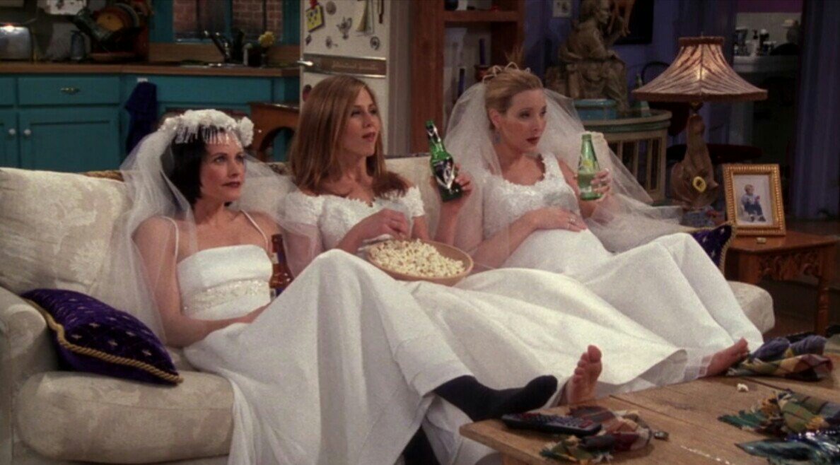 Friends

-icónica
-la mejor de todos los tiempos
-mondler es lo más lindo y puro
-amo a todos menos a Ross
-imposible no reír 
-smelly cat