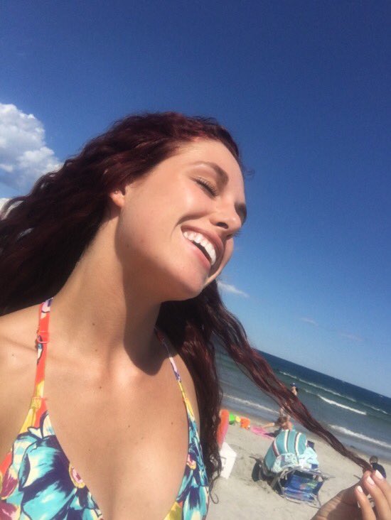KoraKostiew's tweet photo. These New England beaches have me glowing https://t.co/NEGPQYmcZP