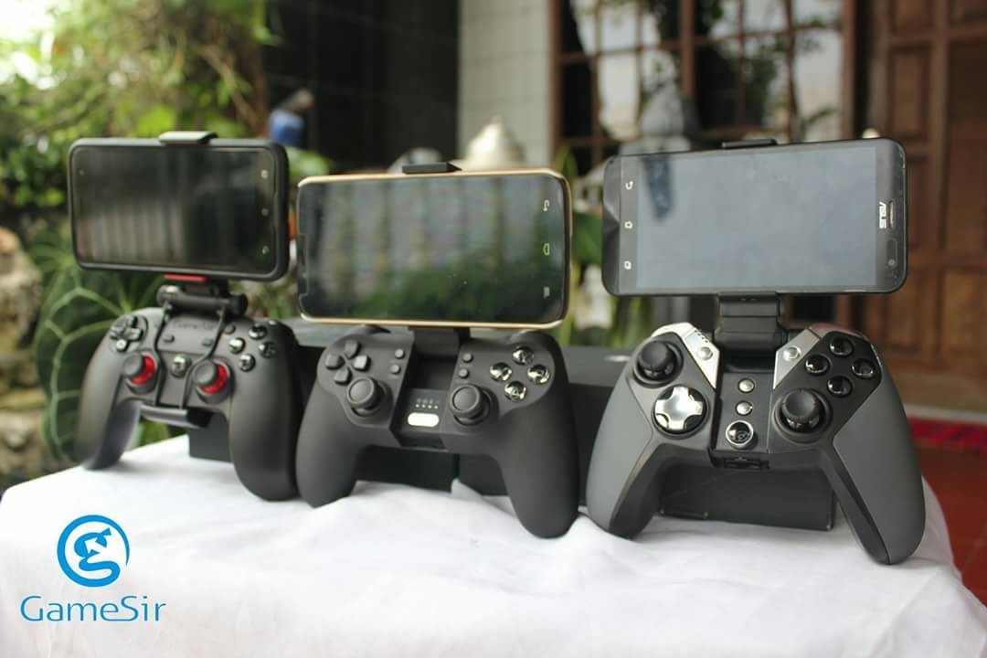 GameSirID's tweet image. Berapapun ukuran dan juga tipe smartphone kamu sudah pasti bisa menggunakan gamepad dari GameSir kok! #gamepad #gamesir #createmorefun