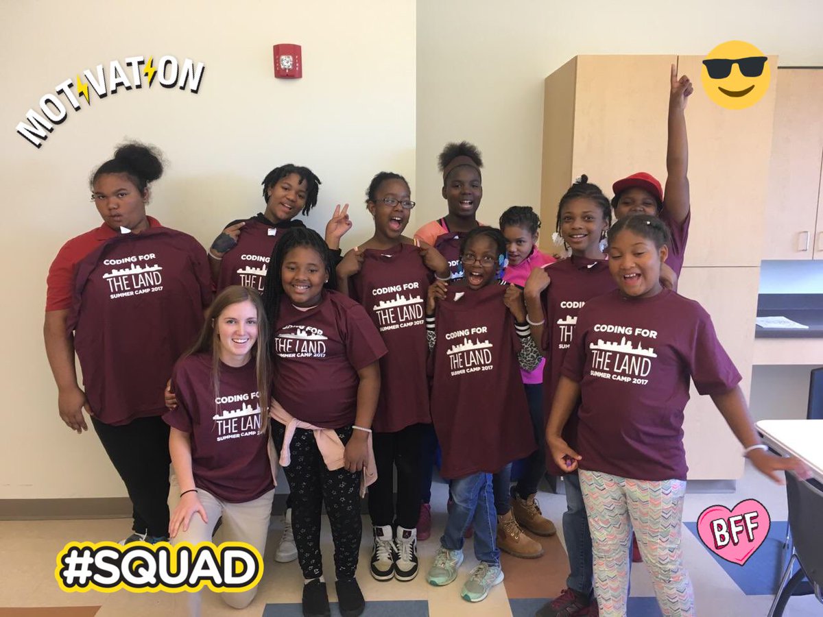 Coding4THELAND's tweet image. And that's a wrap!!! Congrats to all these wonderful campers, had a great time learning code and about saving the environment with you guys!