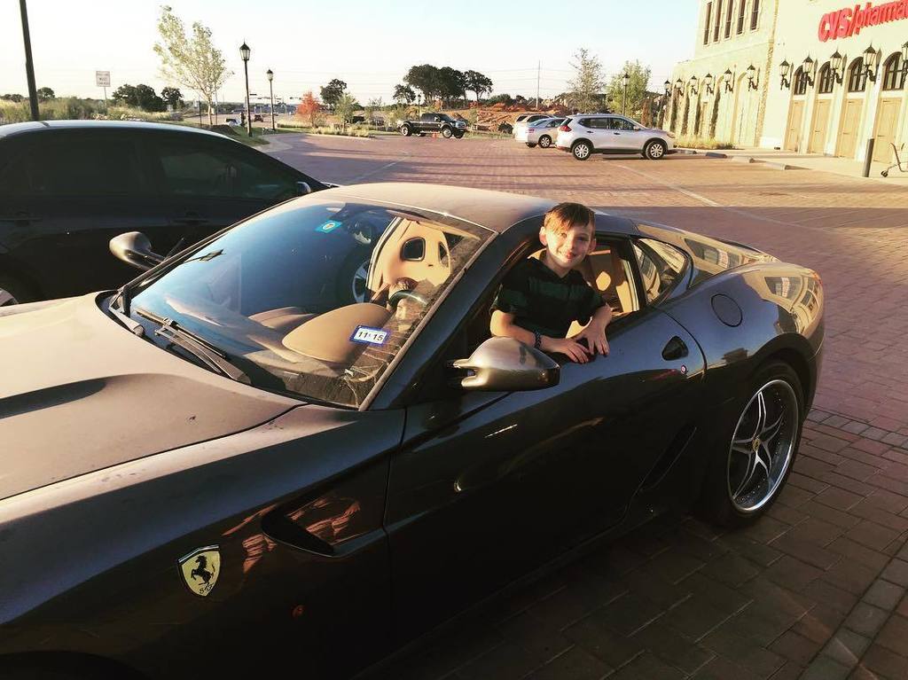 asnow's tweet photo. Start Savin bub. #ferrari #beckoliver https://t.co/TYjh0cyxyl https://t.co/5heB0C4s8I