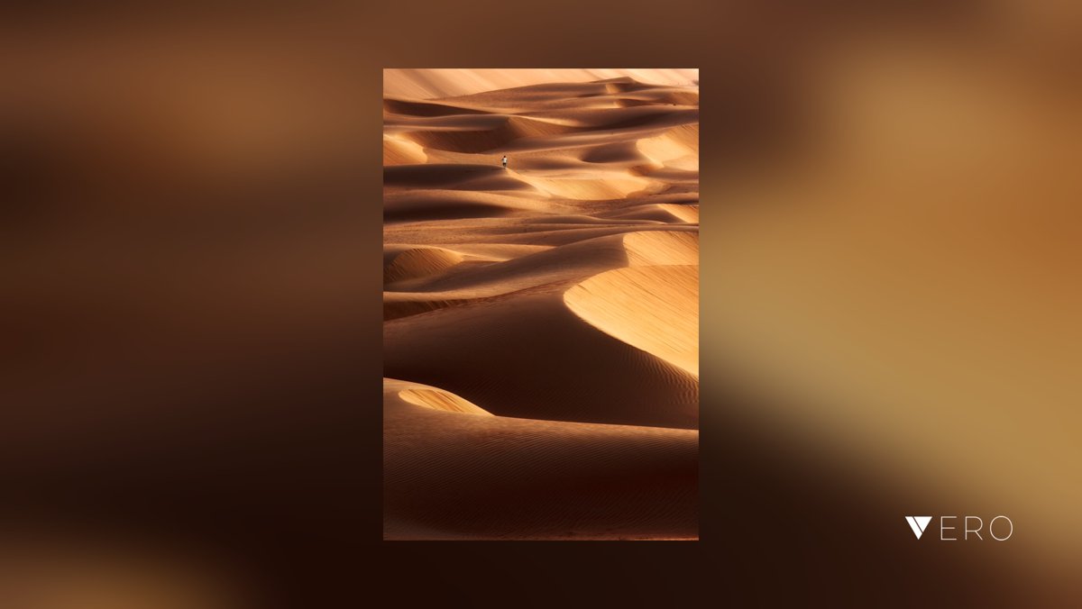 Walking through #sony #anushkaeranga #dubai #abudhabi #liwadesert #inabudhabi #dunes #desert #san… @VeroTrueSocial