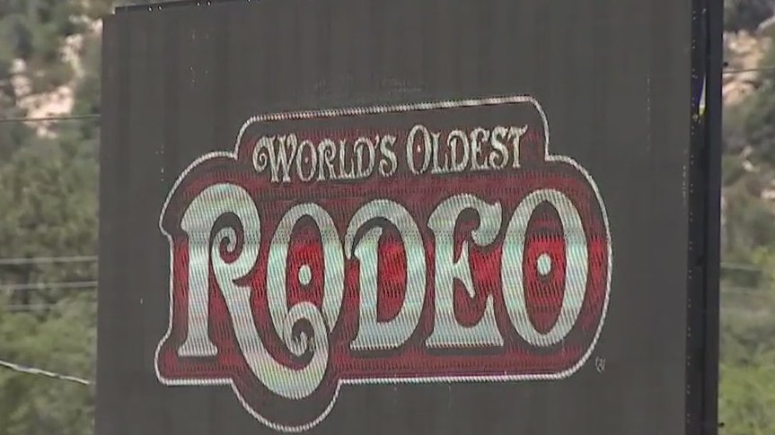 World's Oldest Rodeo in Prescott continues despite Goodwin Fire @LizKotalikFOX10 bit.ly/2u0d1Of https://t.co/OUO4Or8cli