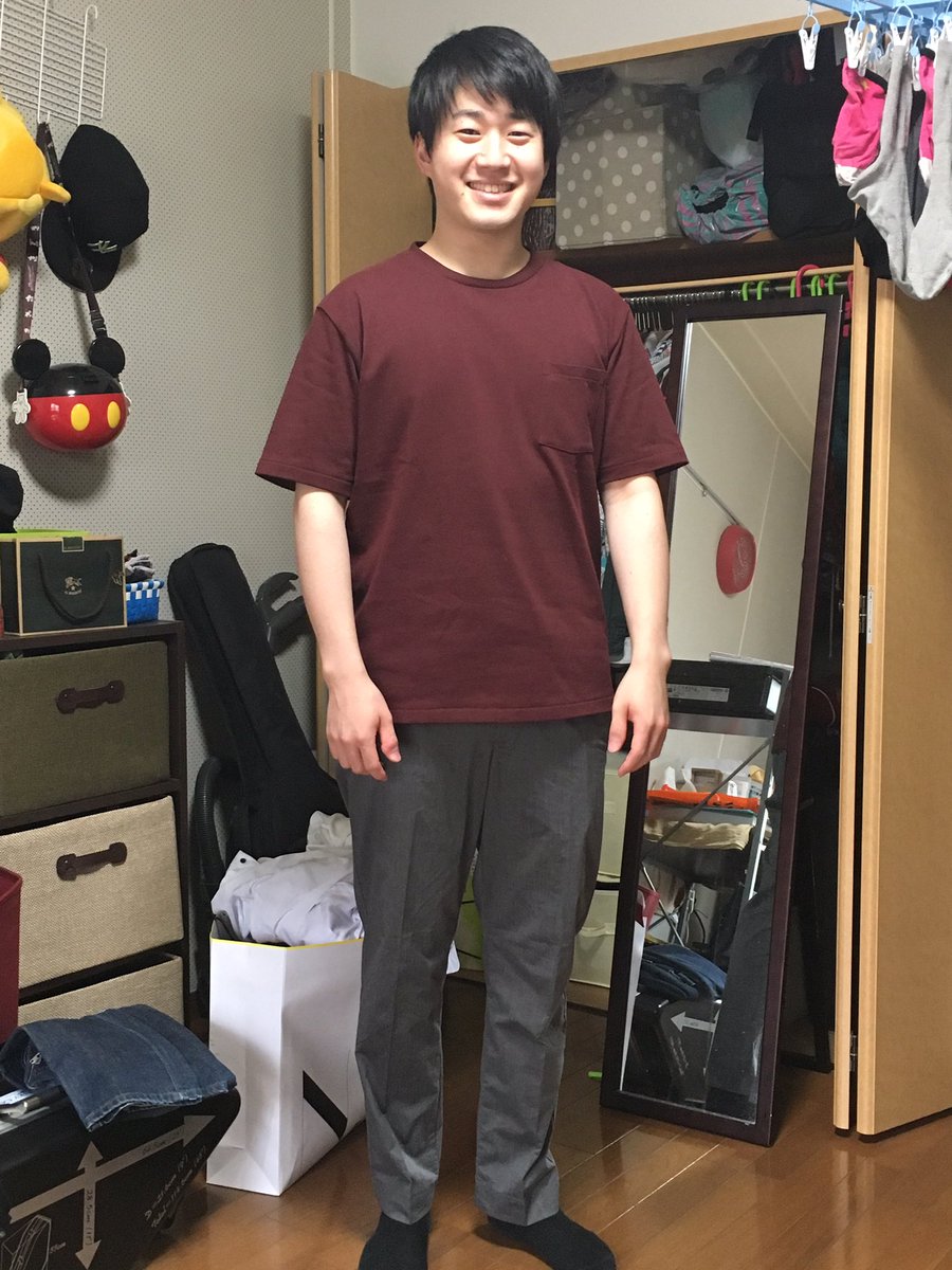 井上 雄哉 No Twitter 今日の服が今時の大学生の感じがすごいってうるさいので撮ってあげました 太りすぎだろ