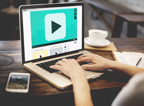 sweetpapayac's tweet photo. How To Make A Crowdfunding Video People Will Actually Watch https://t.co/M5RwbNYGVa #crowdfunding #videomarketing https://t.co/qxkFuSMiMp