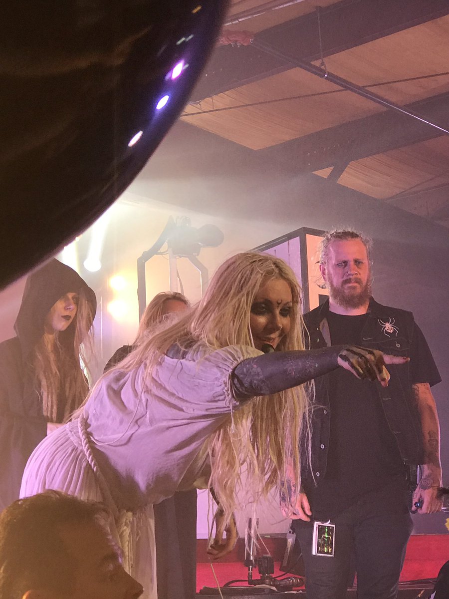 lexxi_lulu's tweet photo. Loml💓😍 #diamondballroom #okc #inthismoment #halfheaven #halfhell @MariaBrink @inthismoment https://t.co/1FJYwTUn4i