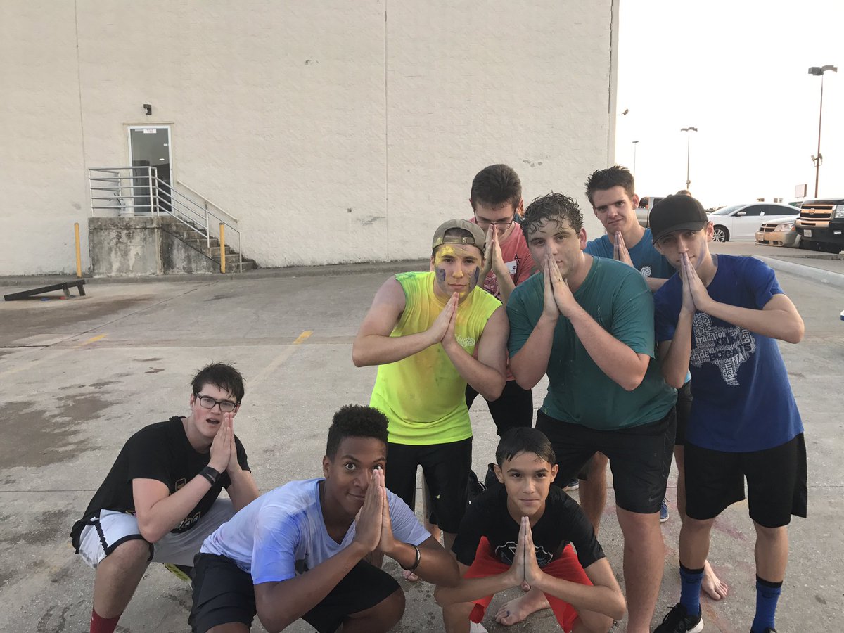 Noah_Gerdes's tweet photo. Paint Wars🎨 https://t.co/HS0tp9xvFu