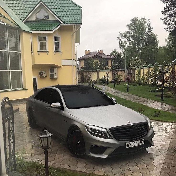 BestBenzGallery's tweet photo. Mercedes-AMG S63.
Follow me for more 🙏

#s63 #s65 #amg #mercedesamg #mercedes #bestbenz #benz #luxuryamg #luxury #loveamg #sklasse #sclass https://t.co/RYwyZWCcws
