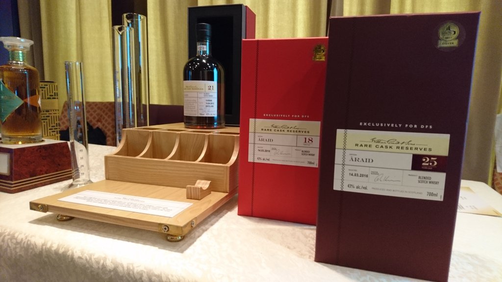 KevinAbrook's tweet photo. Setting up for some #rarecaskreserves tasting of the Araid range of blended #scotch #whisky. Exclusive to @DFS https://t.co/JDcxceshY1