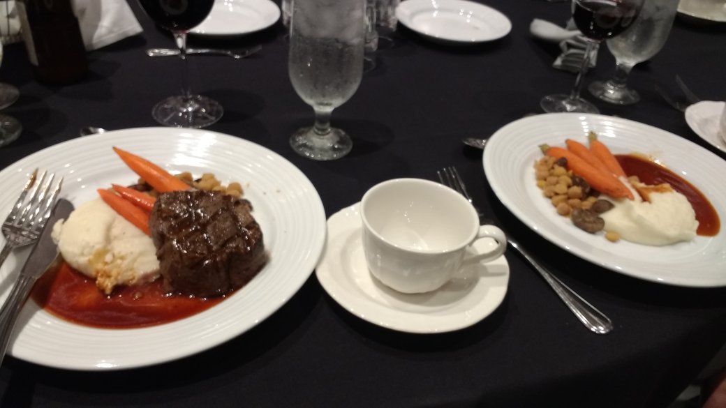 ISOPE non-veggie Vs veggie dinner #ISOPE