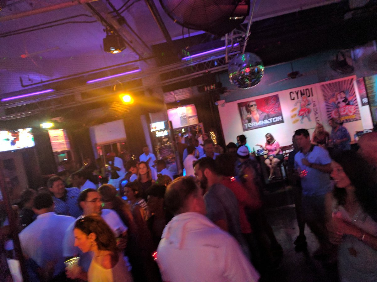 newbish's tweet photo. #Kscope17 after party #Imnottoooldforthis https://t.co/u3bUs6CMBe
