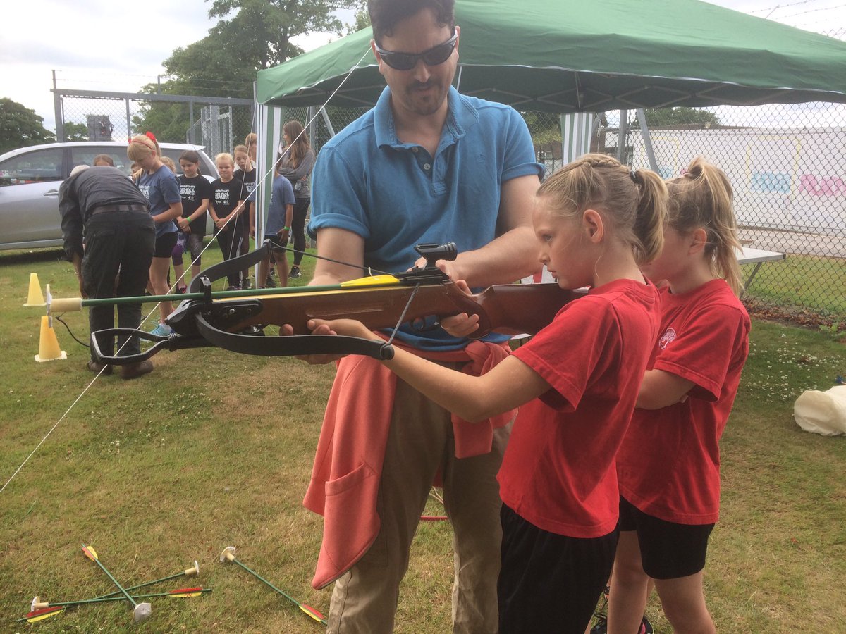 AwbridgePrimary's tweet image. When not competing it's time for challenge activities