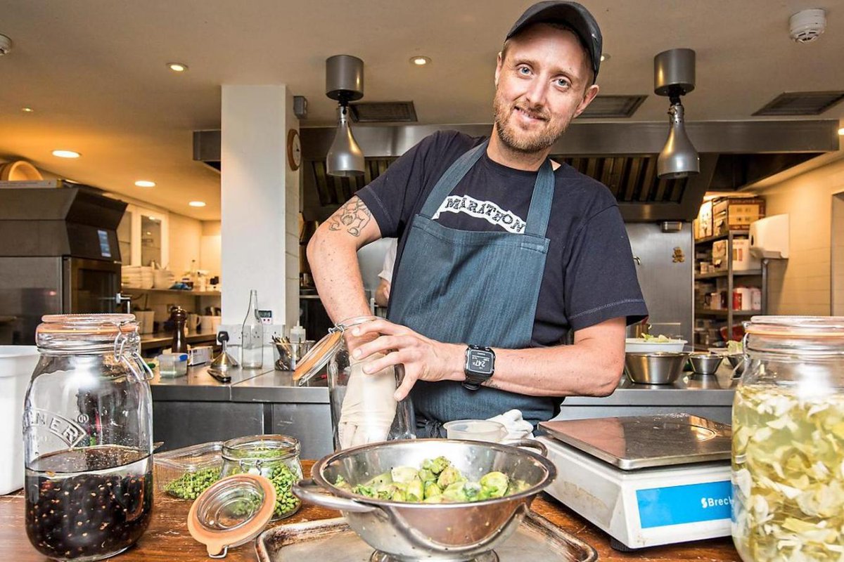 Chef launches vegan venture to prove plants taste just as good @InfoFlat3 <a href="/LondonFoodMonth/">London Food Month</a> standard.co.uk/goingout/resta…