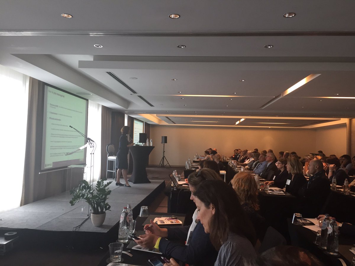 LesourdArnaud's tweet photo. Bruxelles : secrétaires généraux et directeurs juridiques Groupe BPCE. Intervention C. Haye Kiousis @GroupeBPCE @BPCE #juridique #banques https://t.co/eeitPxgEY7