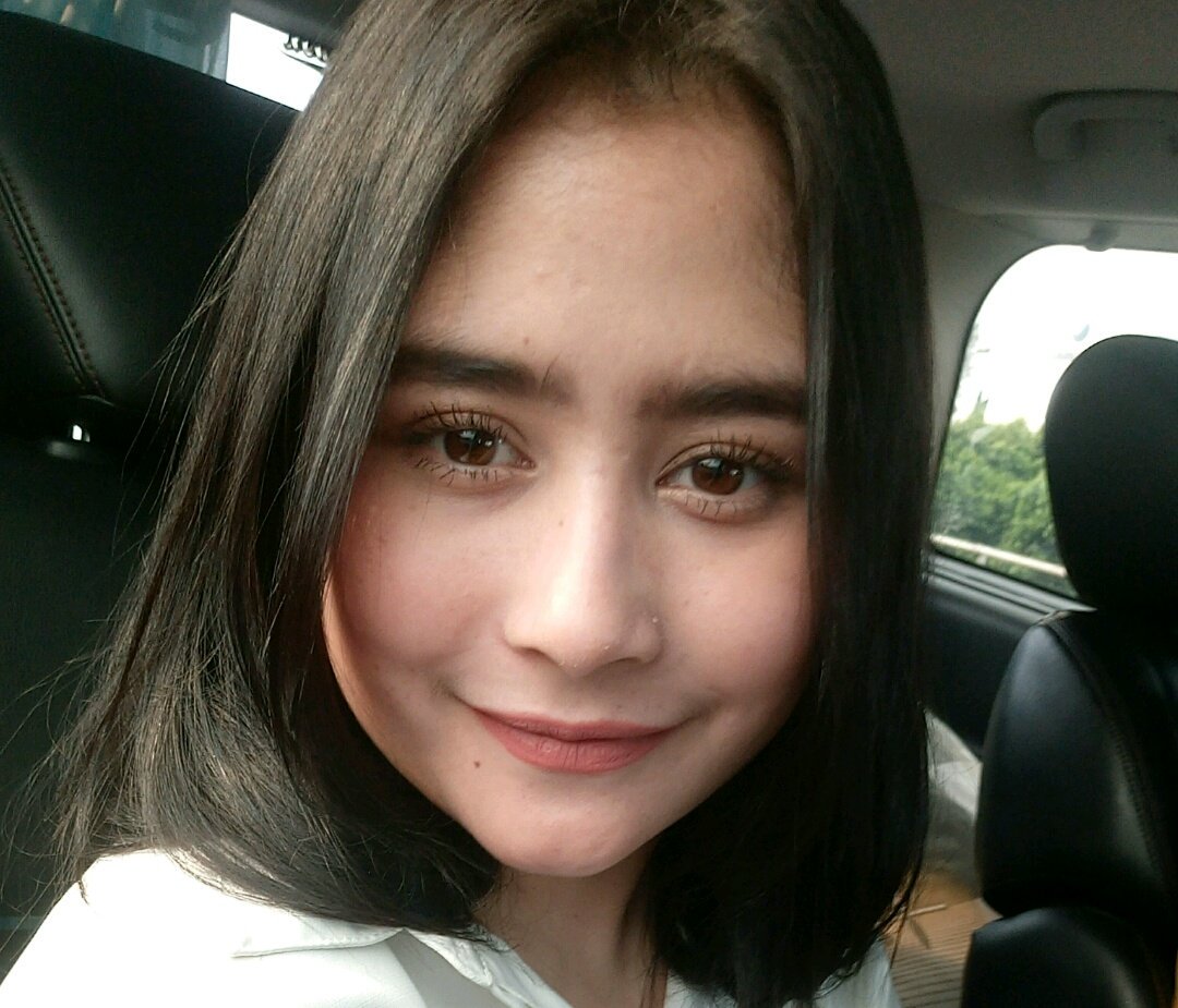 Kaka prilly <a href="/PrillyBie/">Prilly ☘️</a> cantik ♥♥