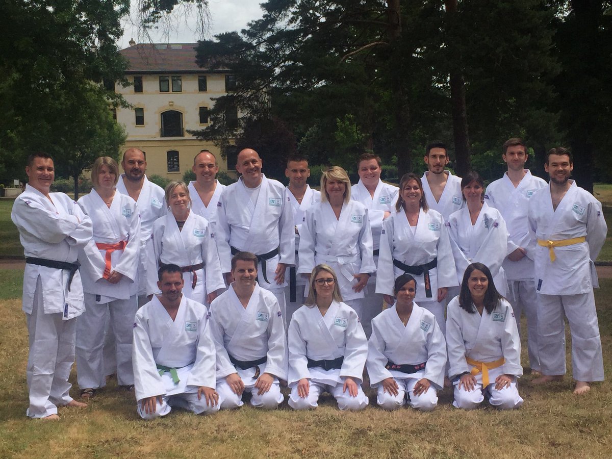 ca_centrest's tweet photo. Mobilisation des collaborateurs ambassadeurs JUDO 🥋avec @raph314 @ca_centrest Partenaire @ffjudo_officiel Valeurs #respect #Honneur #courage https://t.co/XSpWnH3nVp