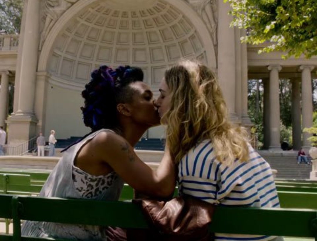 caityarose's tweet photo. Thank you @MsJamieClayton and @FreemaOfficial for portraying the most positive wlw relationship I've ever seen 💘 #NomanitaAppreciationDay https://t.co/HSuabWMLl6