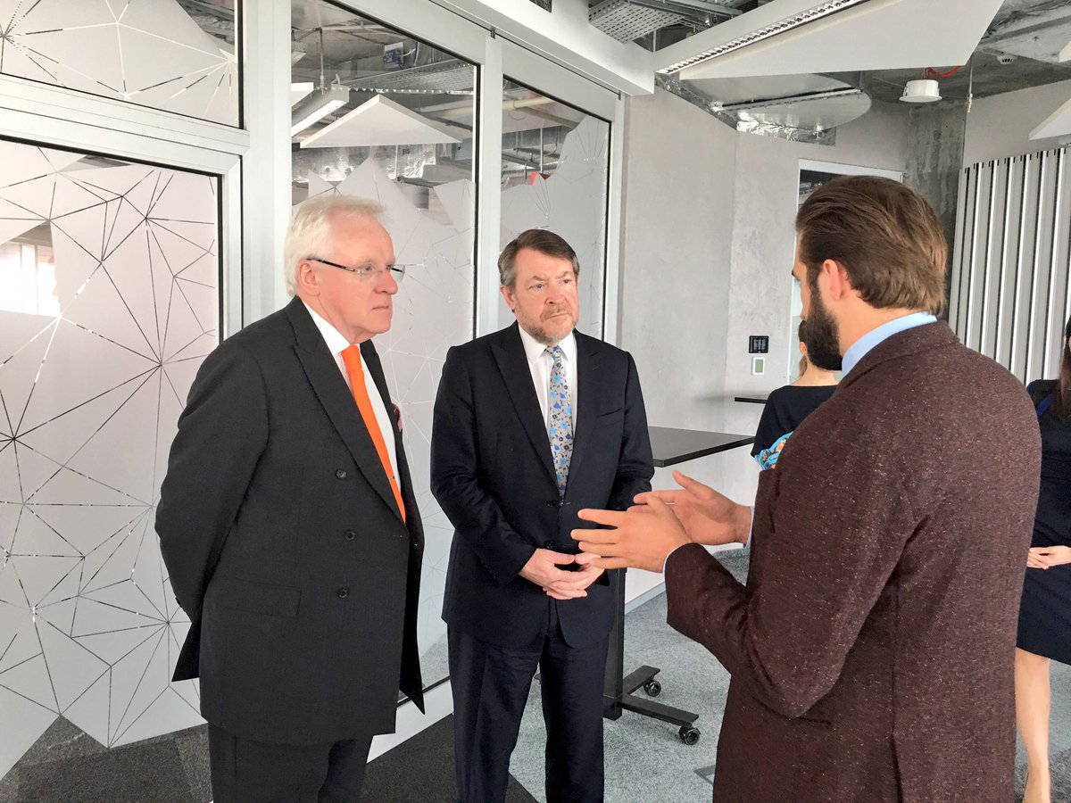 citylordmayor's tweet photo. I've been given a tour of @TheHeartWarsaw - a tech incubator focussed on putting innovative companies in contact with established corporates https://t.co/ExMB6wYLtu