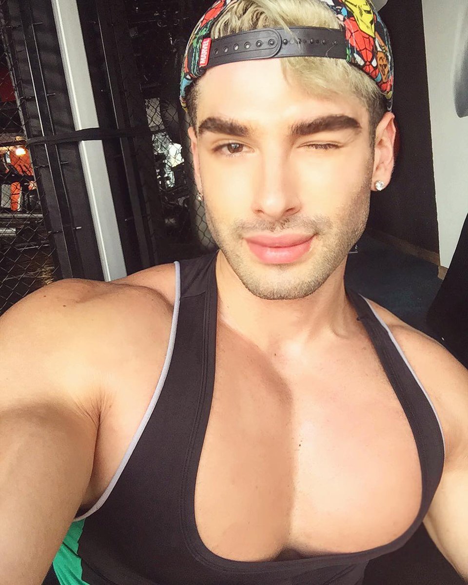 good morning people
#instagay #gayboy #love #lgbt #gayguy #selfie #gaylove #gayman #gaypride #boy #gaymen #cute #love