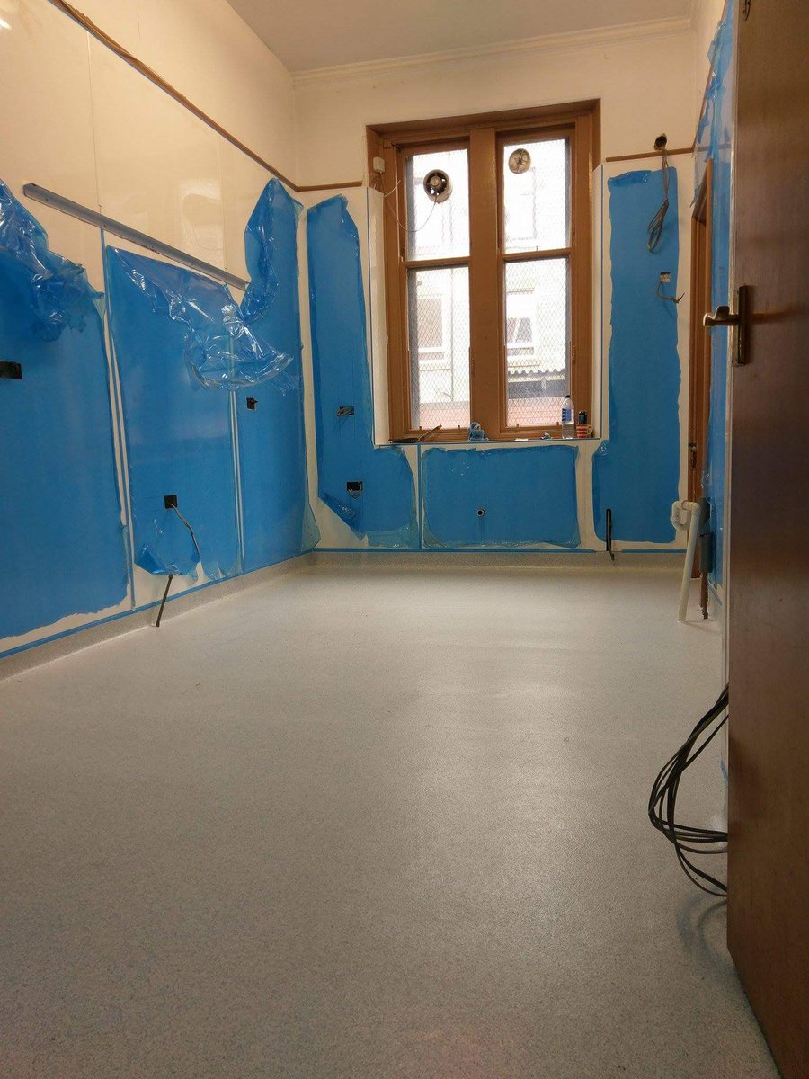 rubyflooringltd's tweet image. Full kitchen refurbishment in glasgow we supplied and fitted wall boards and flooring @Polyflorltd @amariplastics client was delighted
