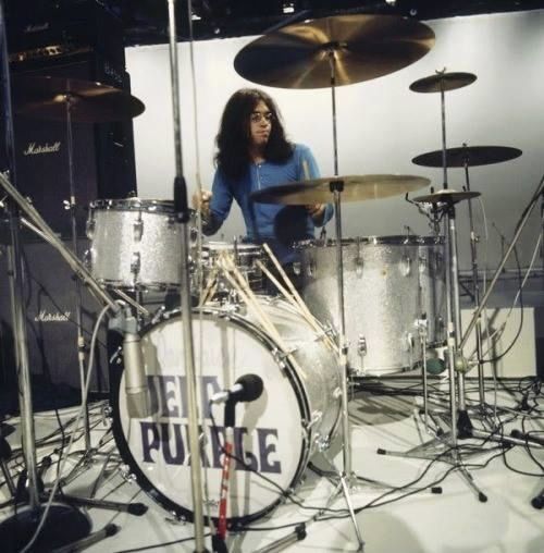 
Happy birthday Ian Paice - Fireball (Live 1972) 