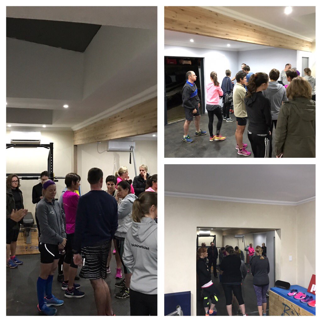 Bios_JBA's tweet photo. Great training evening w @CoachNorrie1 & @dyingtolive84 Thanks for sharing your knowledge with us #BioRun #efficientrunning @PUMASouthAfrica https://t.co/MWFiPNJ10P