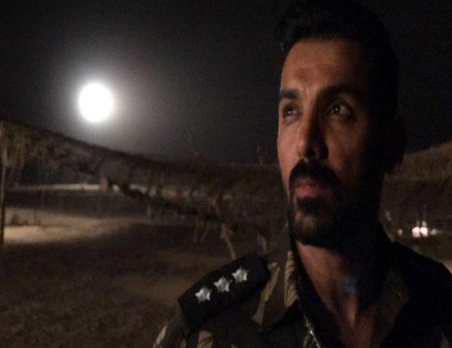 santa_banta's tweet photo. Check out the first look of @TheJohnAbraham from @ParmanuTheMovie - The Story of Pokhran' https://t.co/zkpGdVwSpD #ParmanuFirstLook @kriarj https://t.co/lYPTFcIEDa