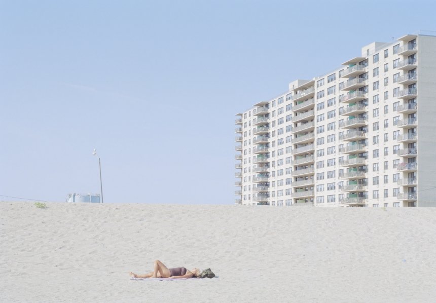 mixdevil66's tweet photo. Flotsam: Fine art #photography of isolated #sunbathers on #NewYork's #FarRockaway Beach, by #WardRoberts https://t.co/svh9FDIIgj https://t.co/z9SdiB4NRS